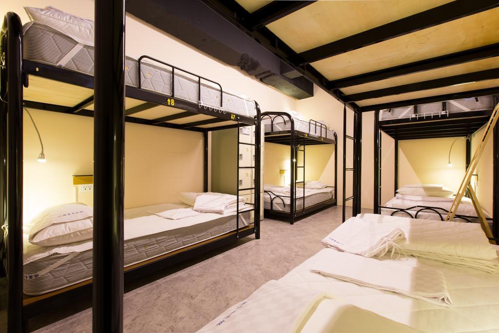 Pathways Hostel Kaohsiung Eksteriør billede