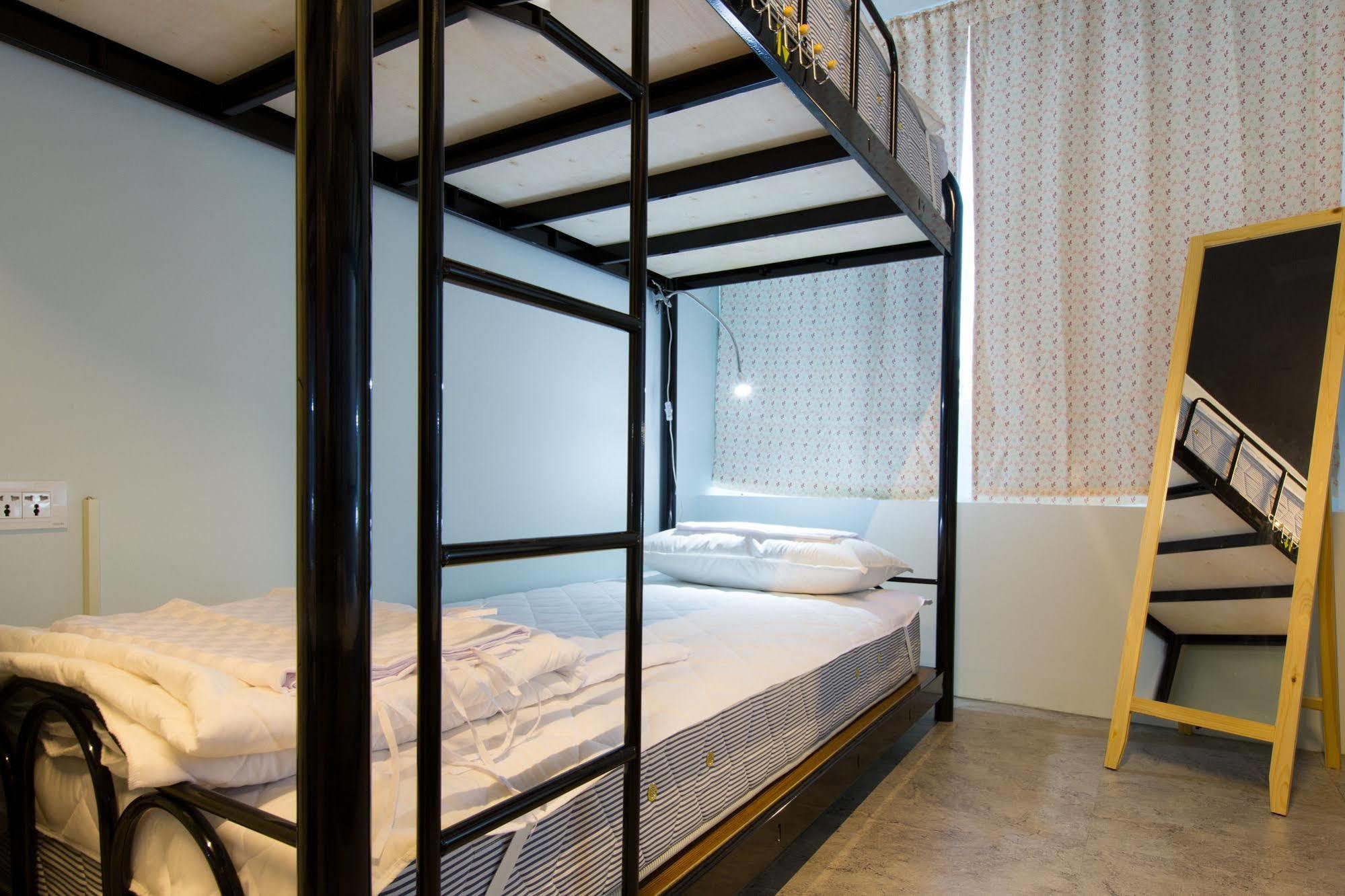 Pathways Hostel Kaohsiung Eksteriør billede