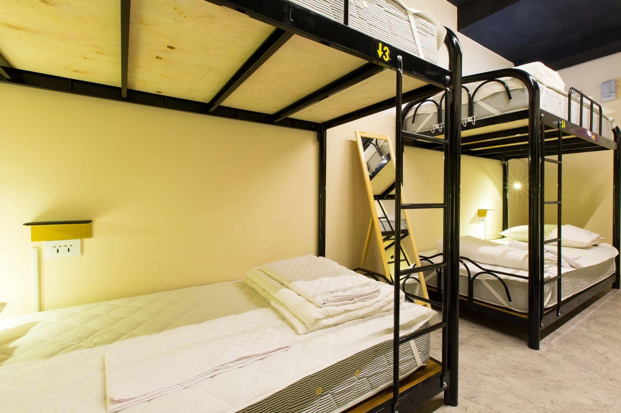 Pathways Hostel Kaohsiung Eksteriør billede