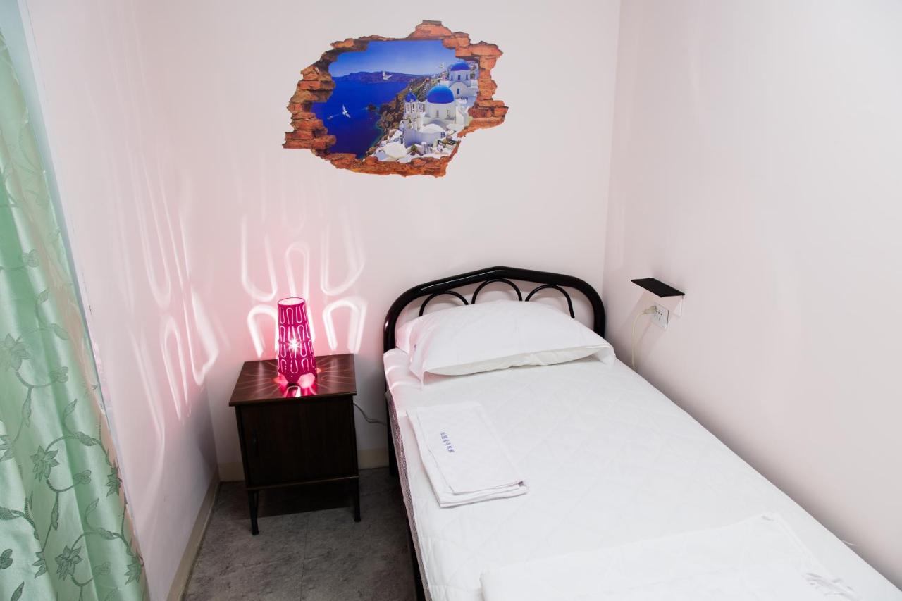 Pathways Hostel Kaohsiung Eksteriør billede